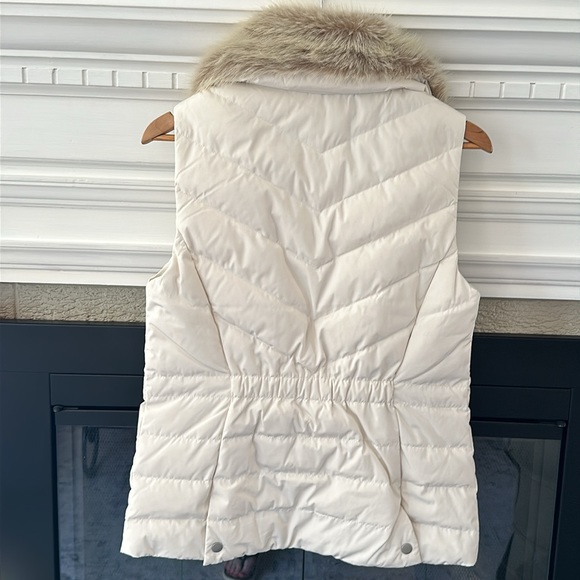 Talbots women small cream down vest faux detach collar - Picture 5 of 6